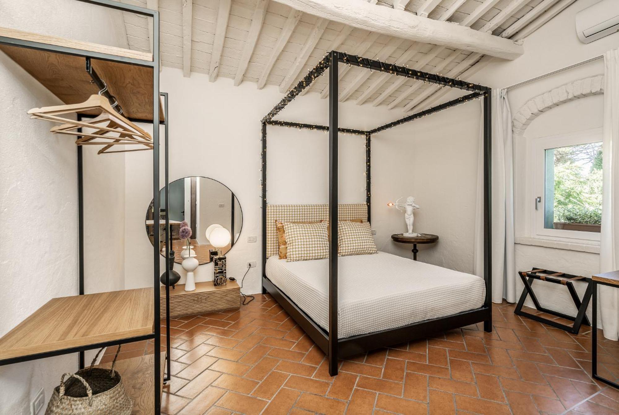 Scarlea Rooms Cecina  Extérieur photo